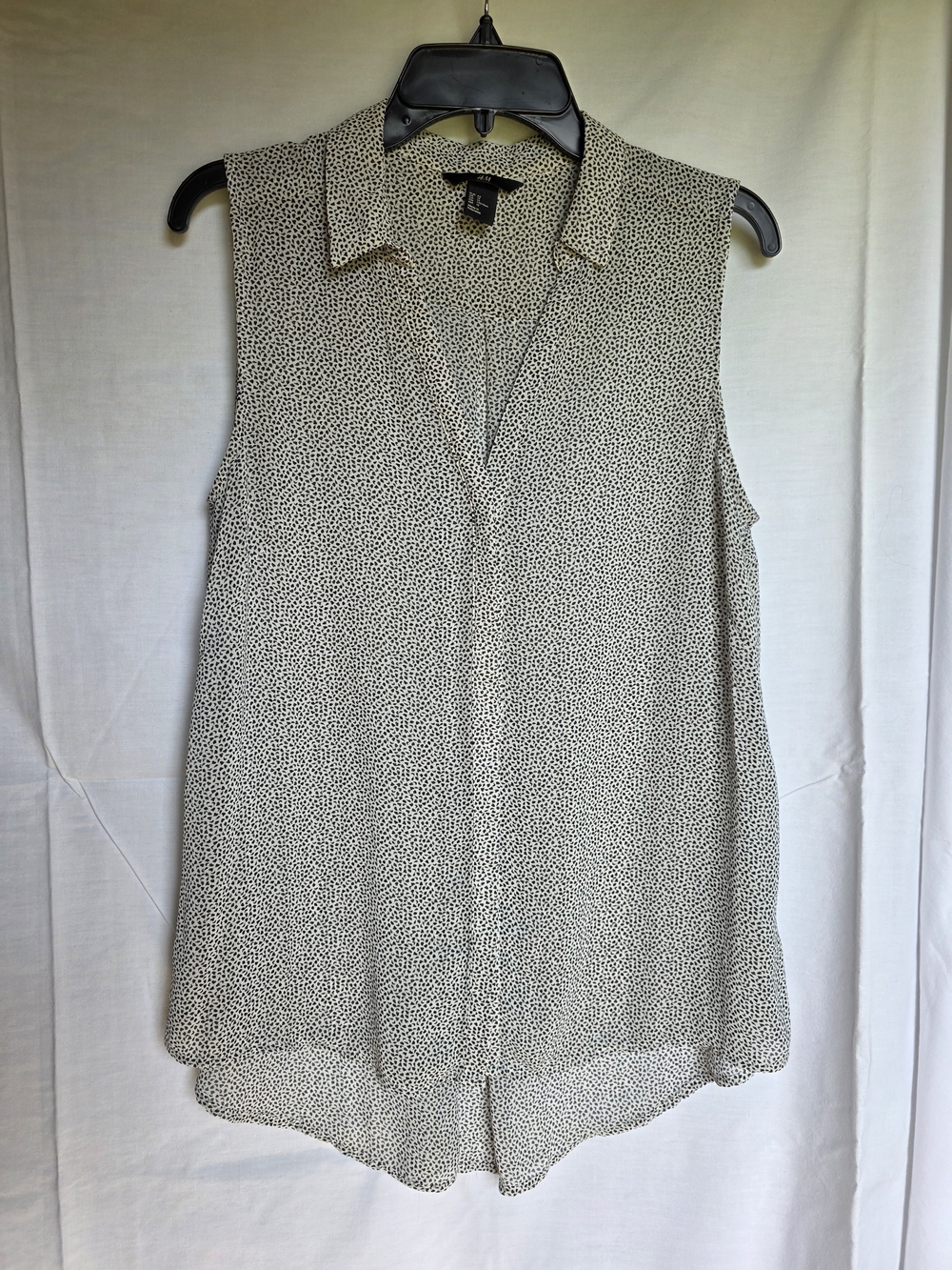 H&M Lightweight Sleeveless Button-Front Blouse - White/Black Dot Sz 12